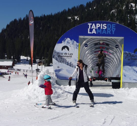 Ski Alpin en famille - Tapis de la Mary - Praz de Lys Sommand